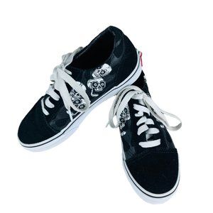 Vans Skull Print Black Low Top Casual Sneaker Shoes Youth Size 1.5